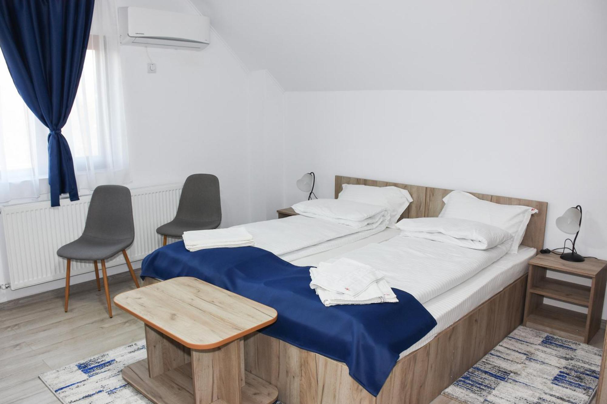 Tomis House Hotel Curtea de Argeş Екстериор снимка